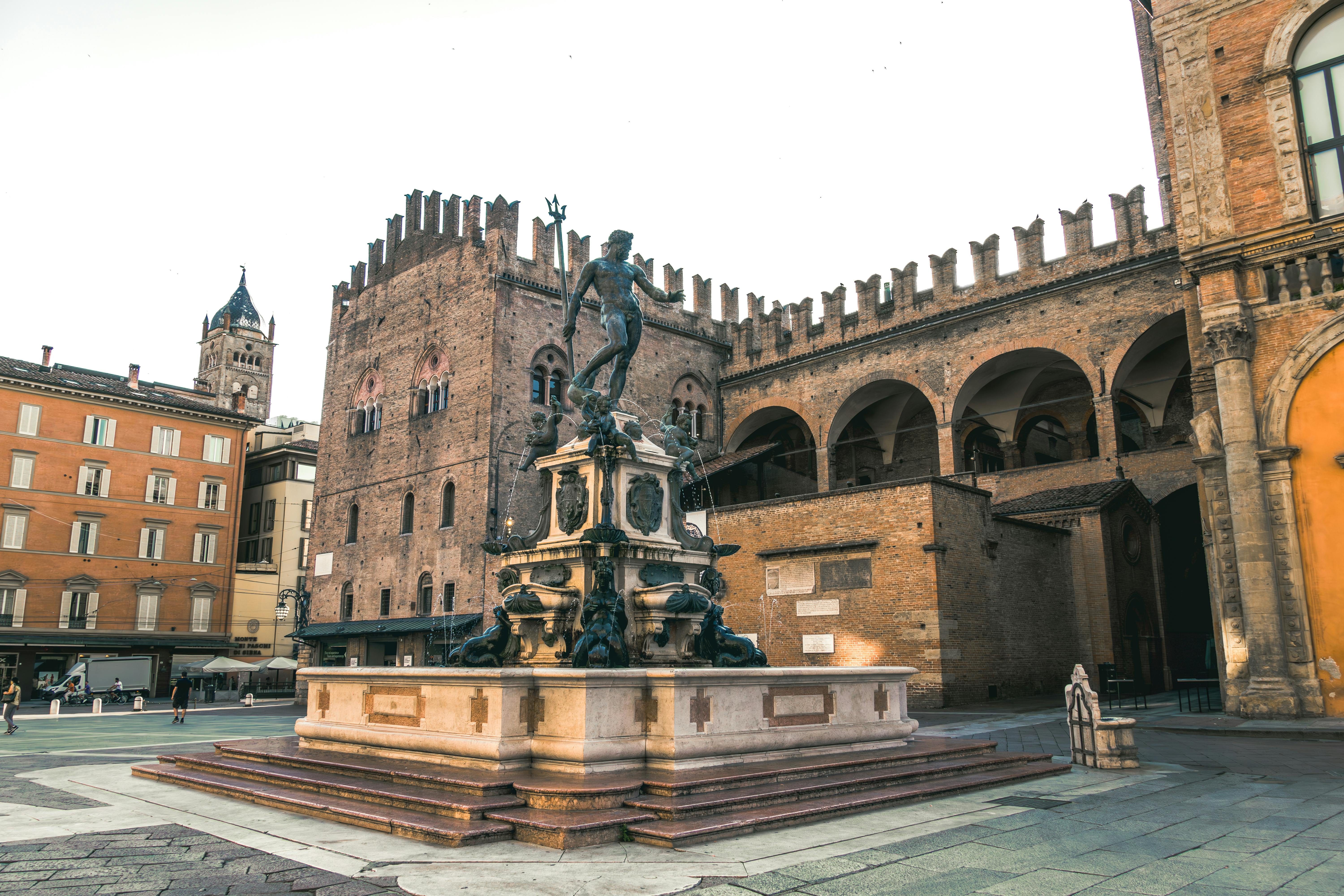 Bologna Highlights Walking Tour