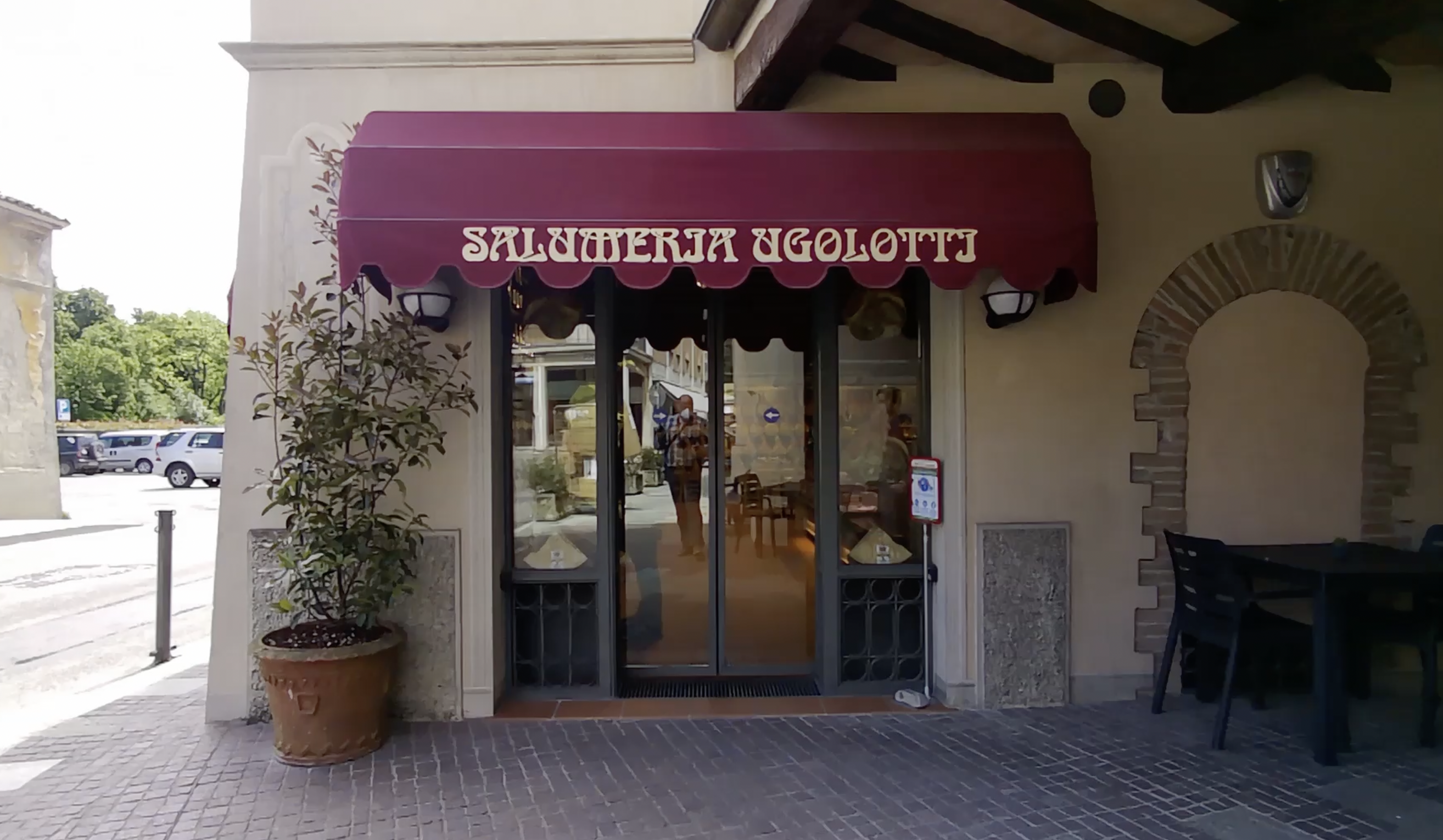 Authentic Taste of Parma: Traditional Lunch at Ugolotti