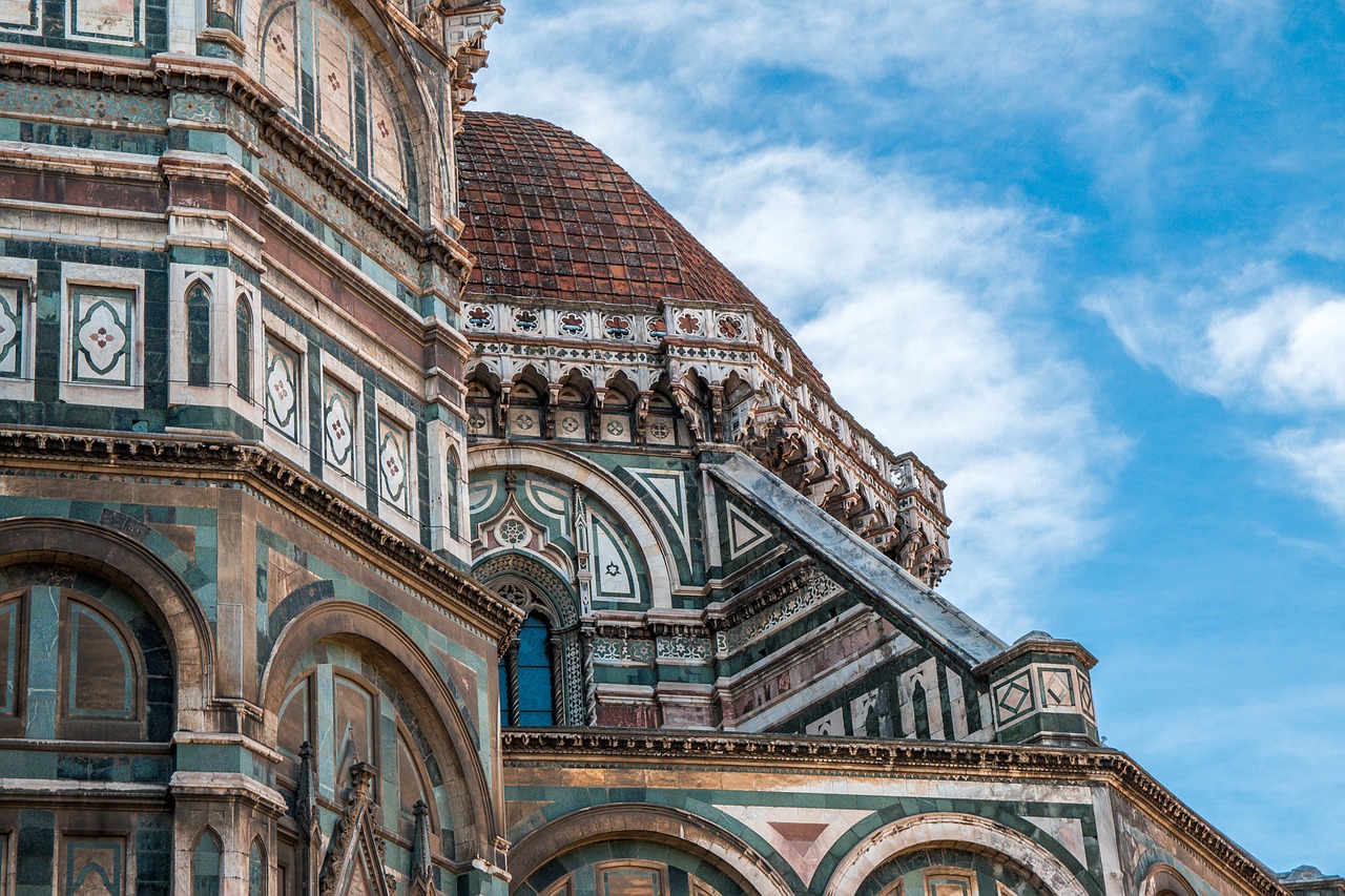 https://booking.vit.travel/uploaded_files/tours/1992/29a0c6bb7847a1cb80b6a8a3df914dee.jpeg