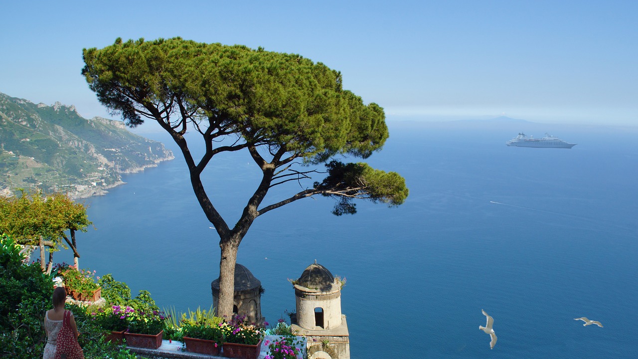 https://booking.vit.travel/uploaded_files/tours/209/fb93156726043ee9a210fae0e59b8474.jpeg