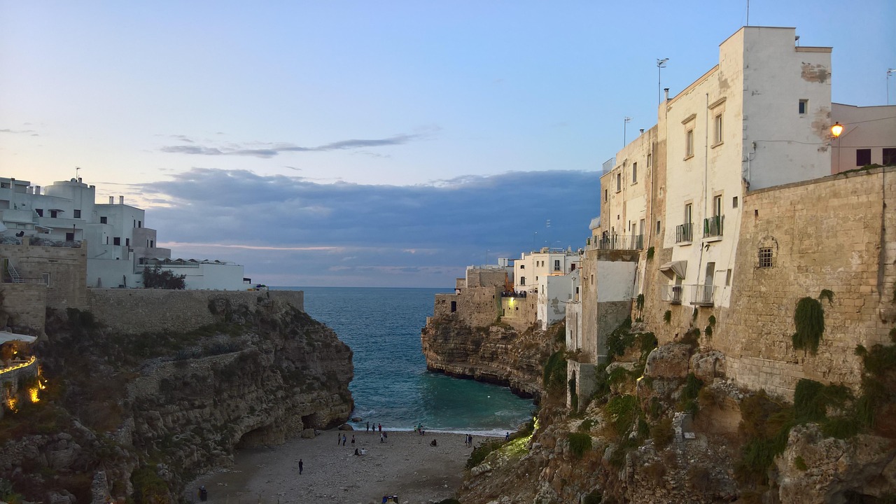 Boat Tour to Explore the Magic of Polignano a Mare & Monopoli