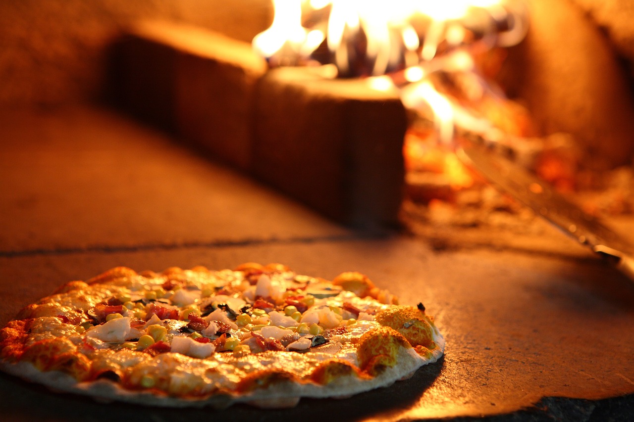 Authentic Italian Pizza & Gelato Experience