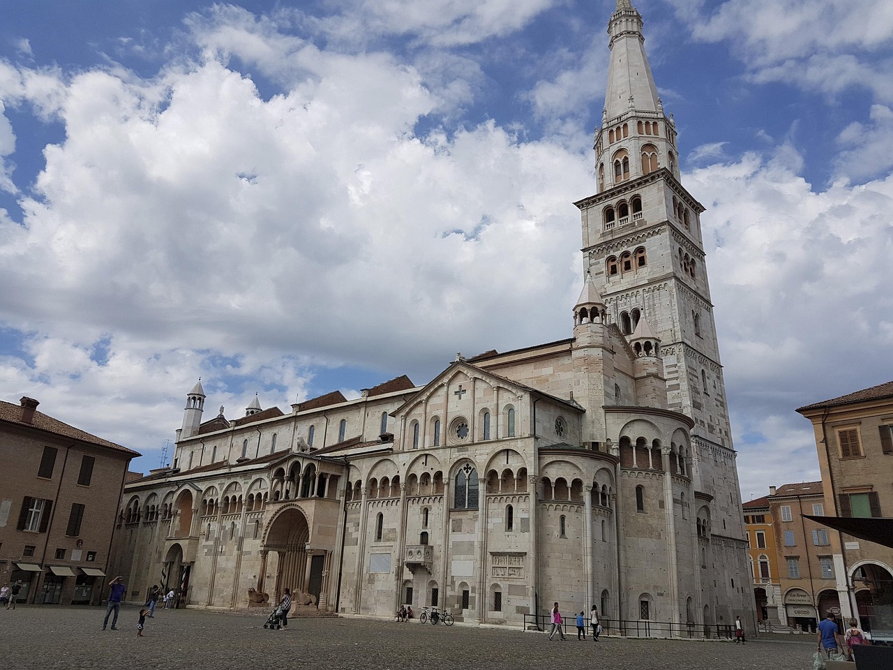 Modena & Taste of Emilia