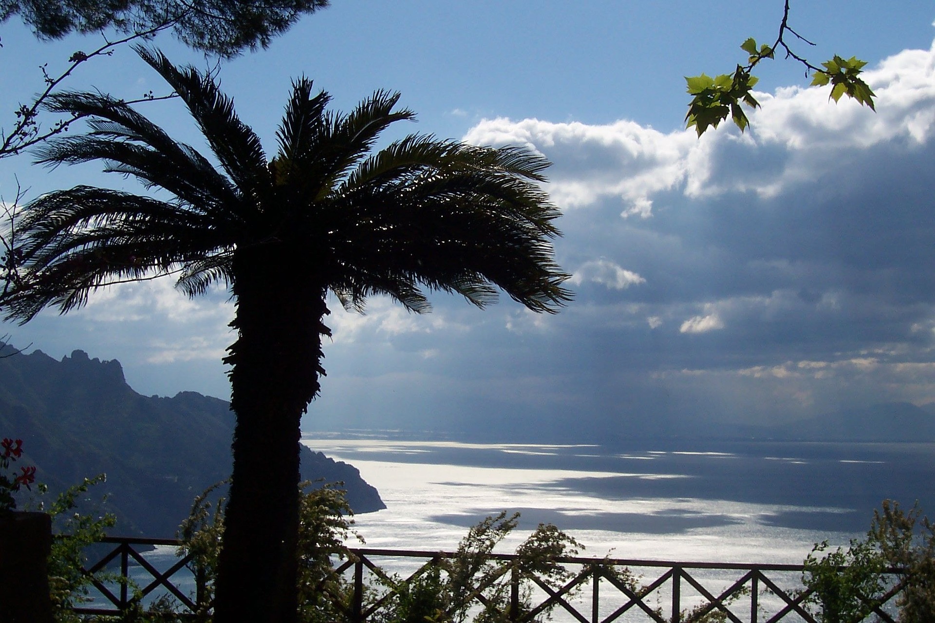 Incredible Amalfi Drive: Positano, Amalfi & Lemon Tour